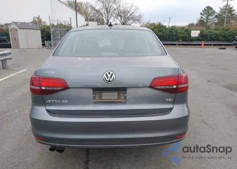 2018 Volkswagen Jetta 1.4T Se/1.4T Wolfsburg Edition z USA, uszkodzony, nr VIN 3VWDB7AJXJM257741